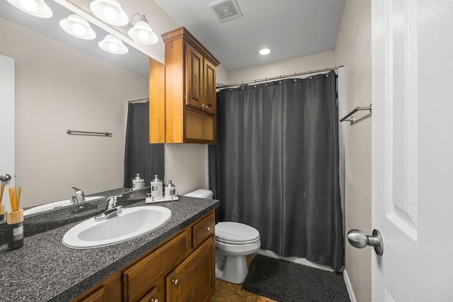 340 Mckissic Spring Rd, Centerton, AR 72719 - bathroom featuring vanity, toilet, and a shower with shower curtain