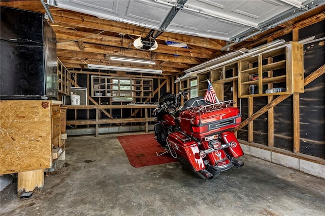 19574 Sonora Rd, Springdale, AR 72764 - garage with a garage door opener