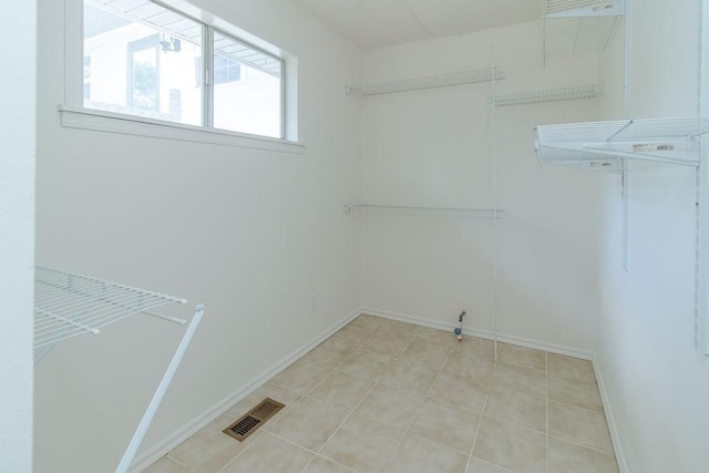 1103 NW 10th St, Bentonville, AR 72712 - view of walk in closet