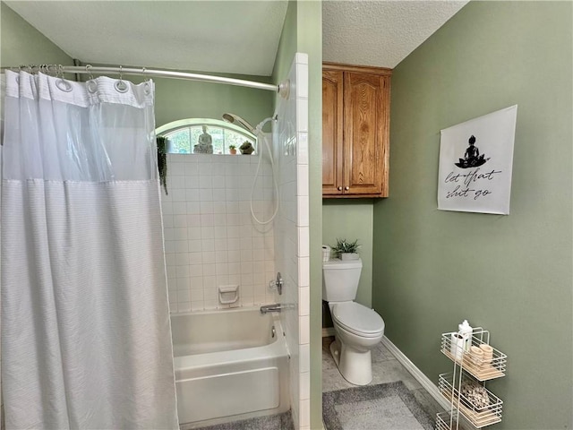 904 Deerfield Ct, Russellville, AR 72801 - full bath featuring toilet, shower / tub combo, and tile patterned floors