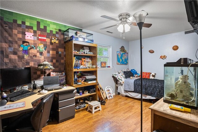 309 Sanders Ave, Springdale, AR 72764 - office space with a ceiling fan, light wood finished floors, and a textured ceiling