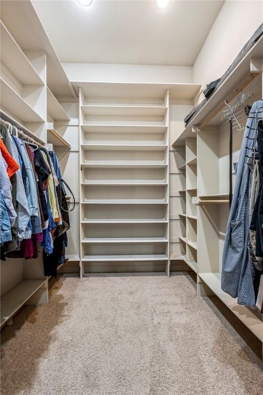 29 Kentallen Ln, Bella Vista, AR 72715 - spacious closet featuring carpet floors