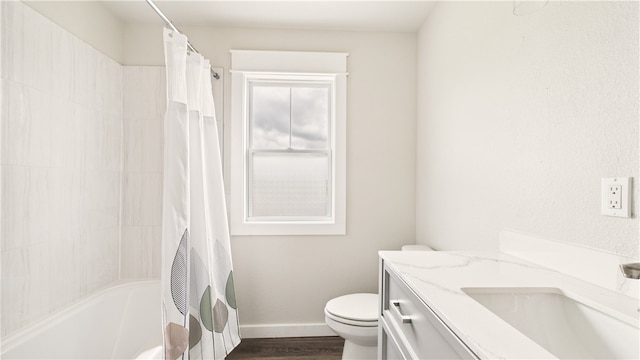 14290 Osage Creek Rd, Springdale, AR 72762 - full bathroom with toilet, vanity, wood finished floors, shower / tub combo, and baseboards