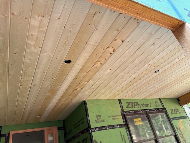 34 Chatburn Ln, Bella Vista, AR 72715 - detailed view of wooden ceiling