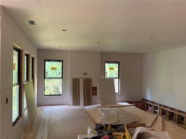 34 Chatburn Ln, Bella Vista, AR 72715 - view of living room