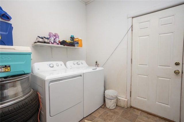 1627 W Hefley St, Fayetteville, AR 72703 - laundry area with separate washer and dryer