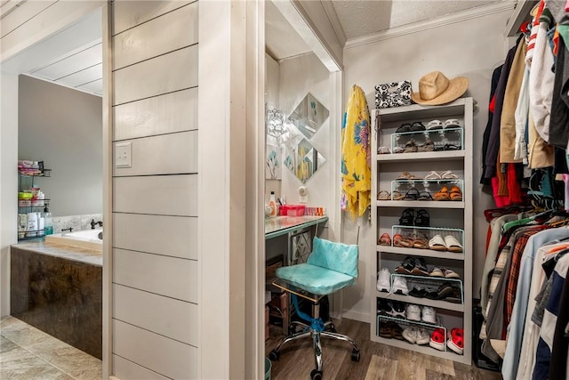 2895 County Road 116, Eureka Springs, AR 72631 - spacious closet with wood finished floors
