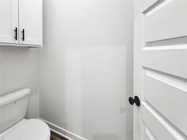 2822 N Grey Squirrel Dr, Fayetteville, AR 72704 - bathroom with toilet and baseboards