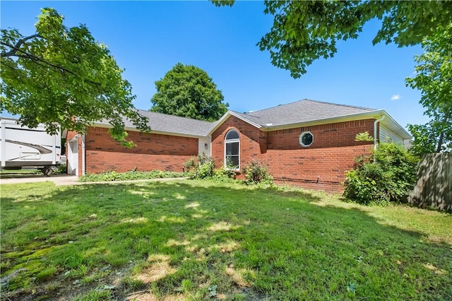658 Walnut Ridge St, Centerton, AR 72719 - single story home featuring brick siding and an attached garage