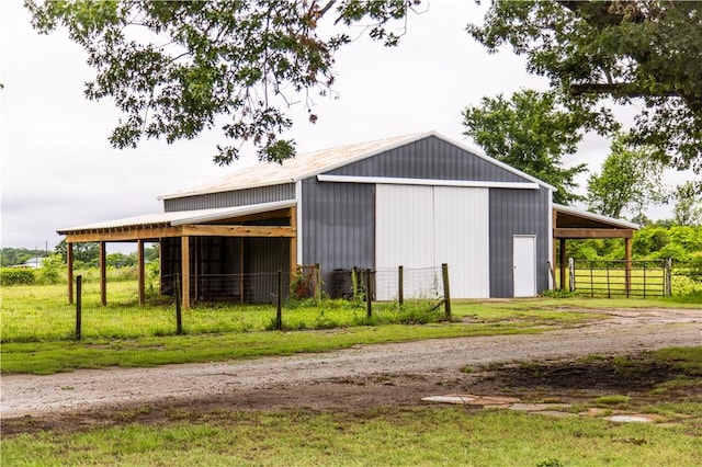 20608 Keck Rd, Siloam Springs, AR 72761 - view of pole building featuring dirt driveway