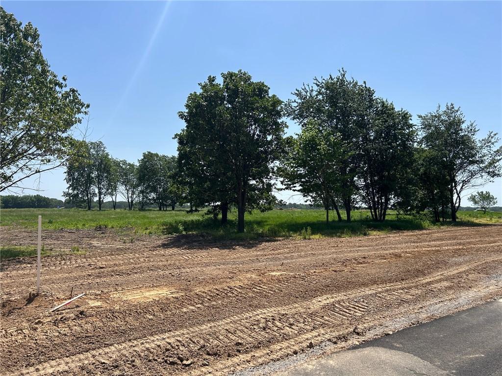 2020 Taylor Orchard Rd, Gentry, AR 72734