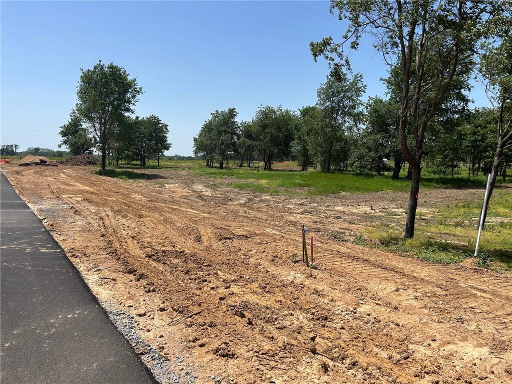 2104 Marion Lee Rd, Gentry, AR 72734