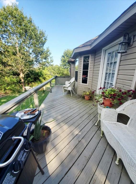 3 Rhonda Ln, Bella Vista, AR 72715 - view of wooden deck