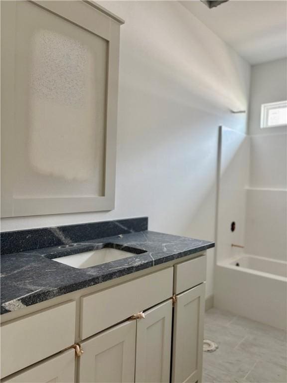 841 Bellagiola Ave, Tontitown, AR 72762 - full bath with vanity and  shower combination