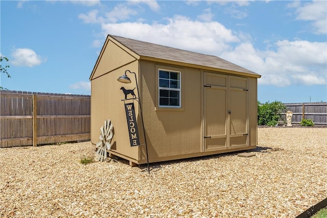 6 Briscoe Ln, Bella Vista, AR 72715 - view of shed featuring a fenced backyard
