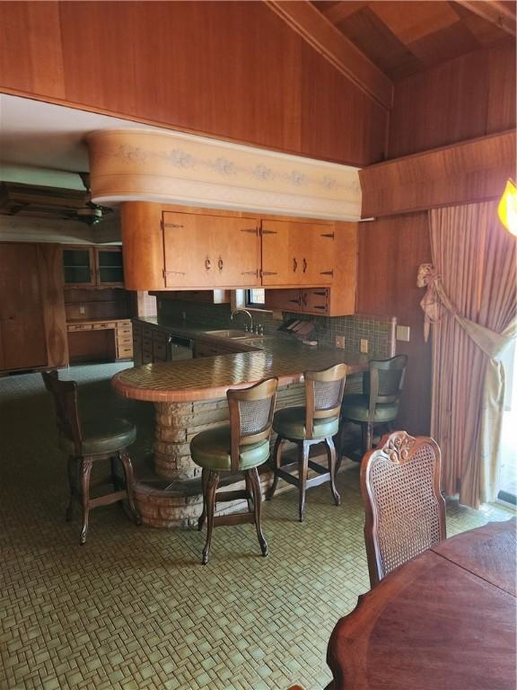 1617 Ranch Dr, Springdale, AR 72762 - bar featuring wooden walls and a sink