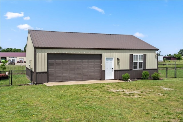 14453 Merritt Dr, Pea Ridge, AR 72751 - view of front of property with a gate, an outdoor structure, metal roof, and a detached garage