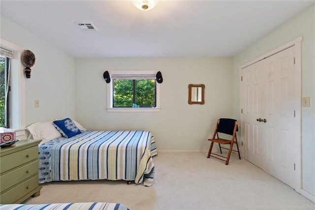 9151 Bay Ridge Ln, Garfield, AR 72732 - carpeted bedroom with baseboards