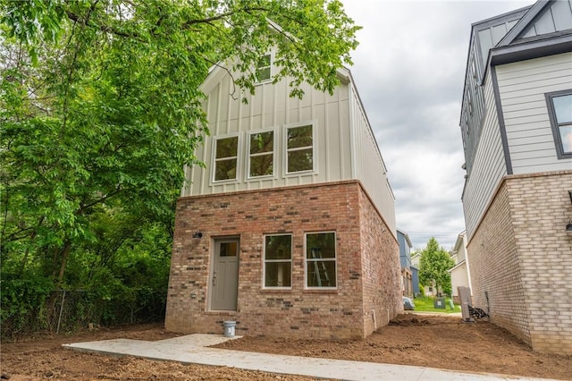 1331 S Van Buren Ave, Fayetteville, AR 72701 - photo 1