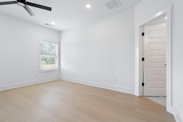 7101 SW Basswood Ave, Bentonville, AR 72713 - empty room with light wood-type flooring, a ceiling fan, recessed lighting, and baseboards
