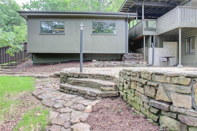 1588 N Tanglebriar Ln, Fayetteville, AR 72701 - rear view of house featuring a patio
