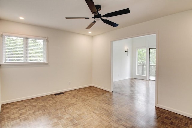 1588 N Tanglebriar Ln, Fayetteville, AR 72701 - unfurnished room featuring baseboards, ceiling fan, and recessed lighting