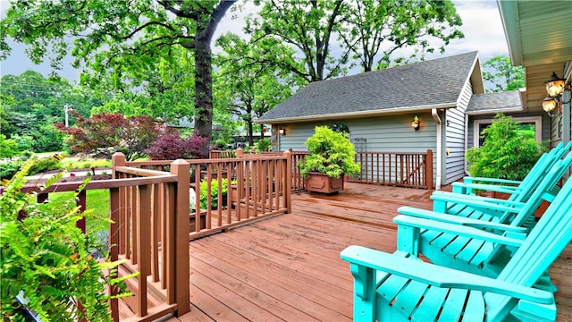 811 E Township St, Fayetteville, AR 72703 - view of wooden deck