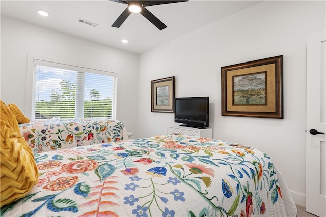 301 SW Autumn Hills Rd, Bentonville, AR 72712 - bedroom with ceiling fan and recessed lighting