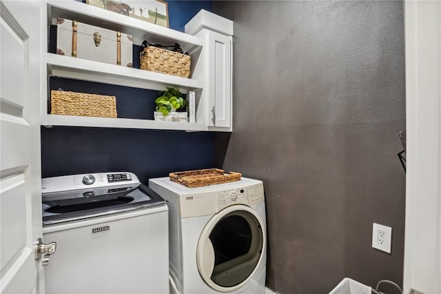 201 Ryder St, Gentry, AR 72734 - laundry area with cabinet space and independent washer and dryer