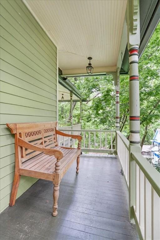 11 Hilton St, Eureka Springs, AR 72632 - view of porch