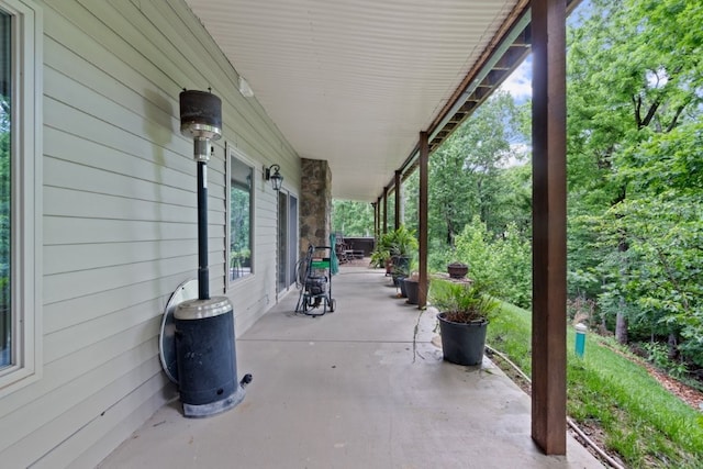 4 Torrido Ln, Bella Vista, AR 72715 - view of patio / terrace
