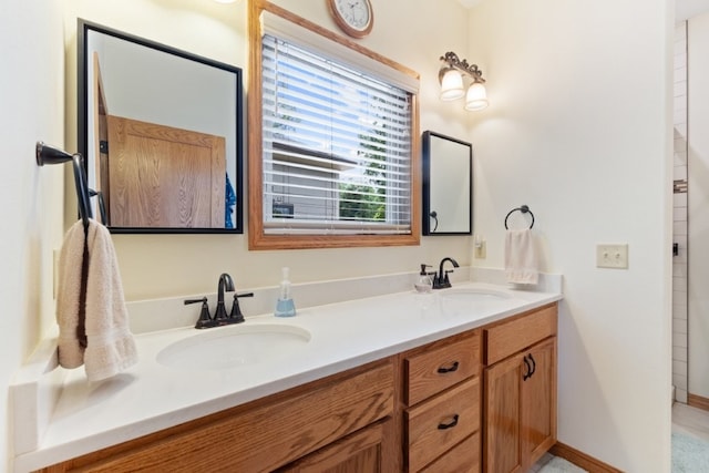 4 Torrido Ln, Bella Vista, AR 72715 - full bathroom with double vanity
