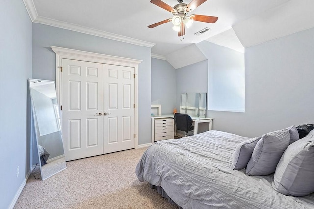 4206 NE Kenton Ave, Bentonville, AR 72712 - bedroom featuring light carpet, baseboards, ornamental molding, a ceiling fan, and a closet