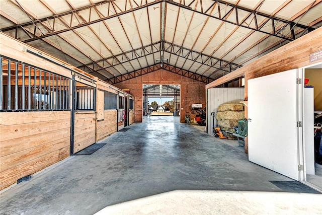 14620 Ravenwood Ln, Garfield, AR 72732 - view of stable