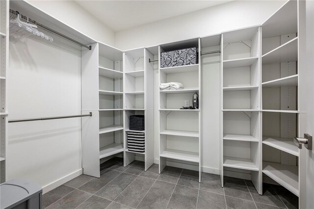 327 S E Ave, Fayetteville, AR 72701 - view of walk in closet