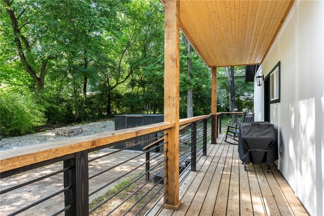 327 S E Ave, Fayetteville, AR 72701 - deck with grilling area