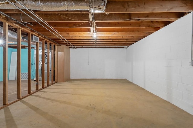 5 Rolling Meadows Dr, Harrison, AR 72601 - unfinished below grade area with concrete block wall