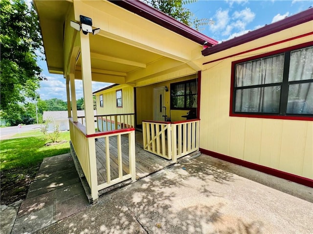 720 Circle Dr, Berryville, AR 72616 - view of patio / terrace