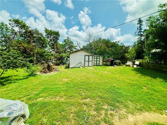 720 Circle Dr, Berryville, AR 72616 - view of yard