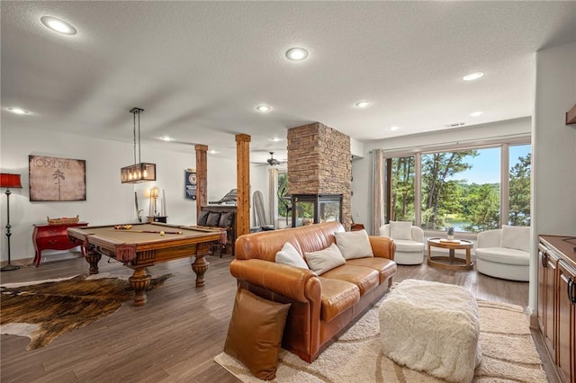 42 Devizis Dr, Bella Vista, AR 72714 - recreation room featuring light wood-style floors, billiards, a textured ceiling, recessed lighting, and ceiling fan