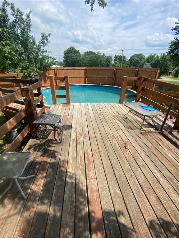 924 W Ave, Lincoln, AR 72744 - view of deck