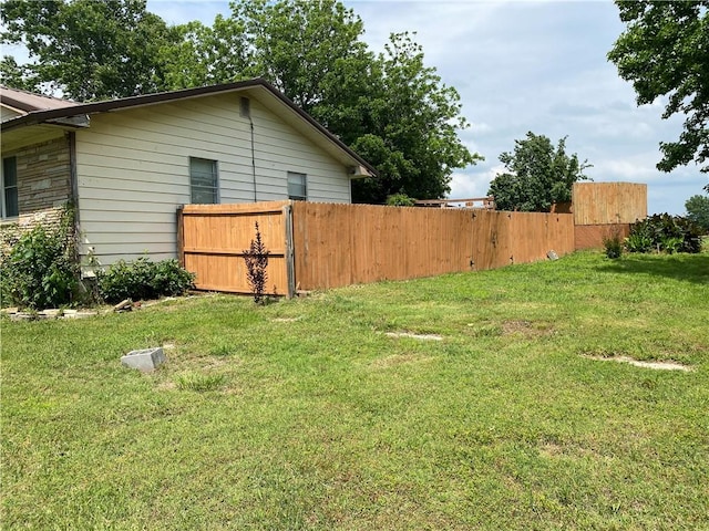 924 W Ave, Lincoln, AR 72744 - view of yard