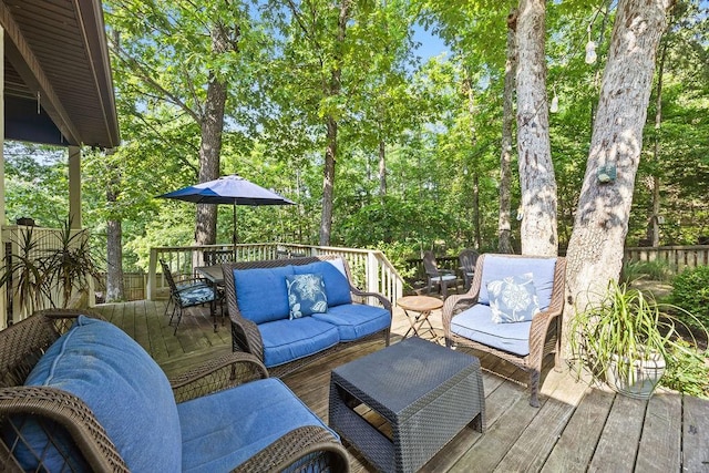 26 Primrose Ln, Bella Vista, AR 72714 - wooden deck featuring an outdoor living space and outdoor dining space