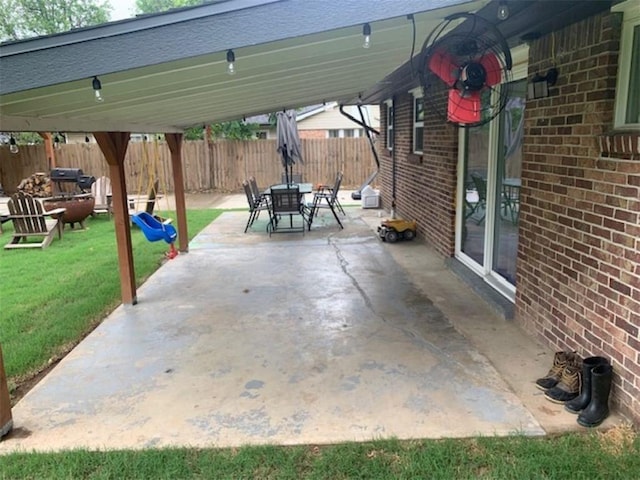 712 Carlton St, Springdale, AR 72762 - view of patio / terrace with outdoor dining area