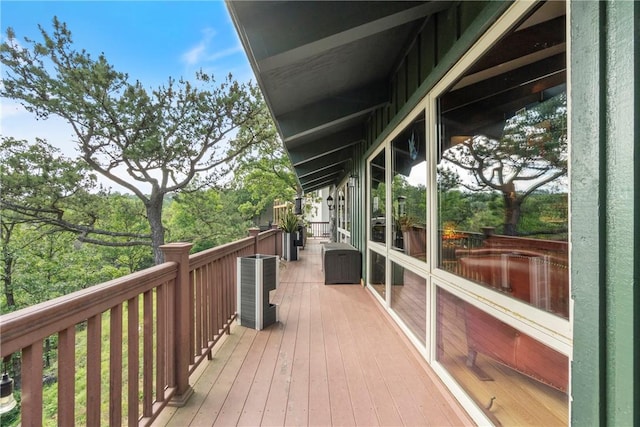 7 El Dorado Dr, Holiday Island, AR 72631 - view of wooden terrace