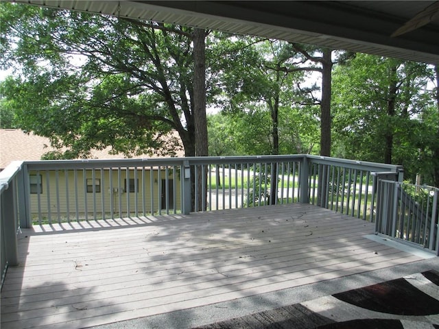 9 Rancho Vista Ln, Holiday Island, AR 72631 - view of wooden deck