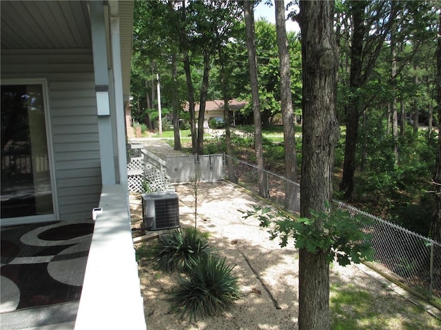 9 Rancho Vista Ln, Holiday Island, AR 72631 - view of patio