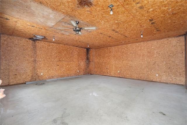 1089 Elway Dr, Springdale, AR 72764 - view of garage