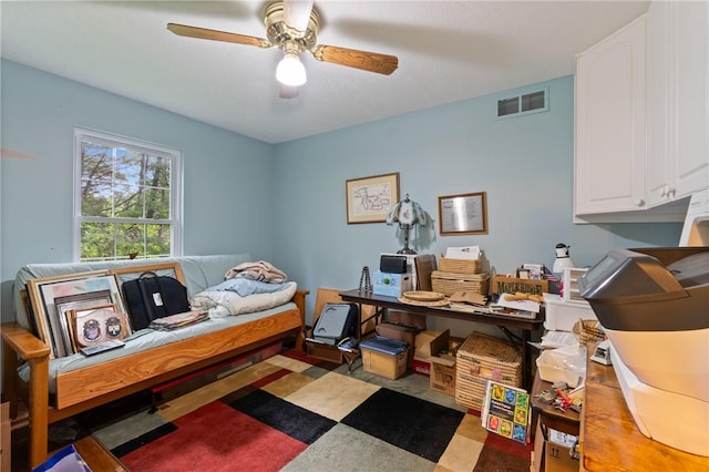16 Osage Ln, Holiday Island, AR 72631 - office featuring a ceiling fan