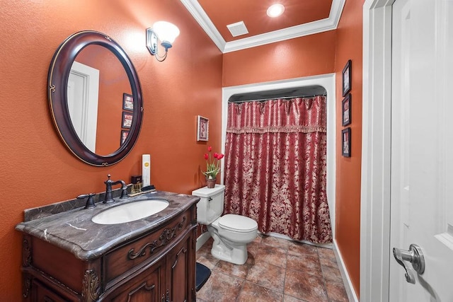815 James Pl, West Fork, AR 72774 - bathroom featuring crown molding, vanity, toilet, and curtained shower